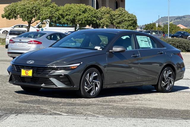 2025 Hyundai Elantra Hybrid Limited