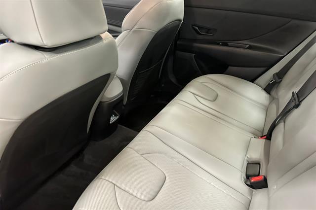 2025 Hyundai Elantra Hybrid Limited