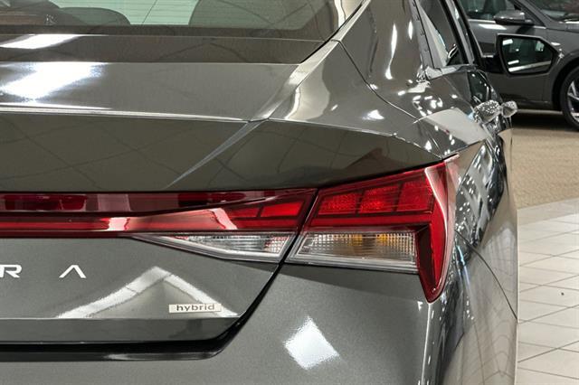 2025 Hyundai Elantra Hybrid Limited