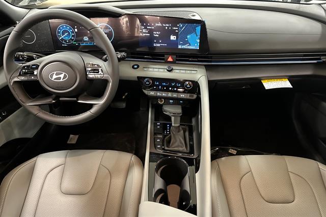2025 Hyundai Elantra Hybrid Limited