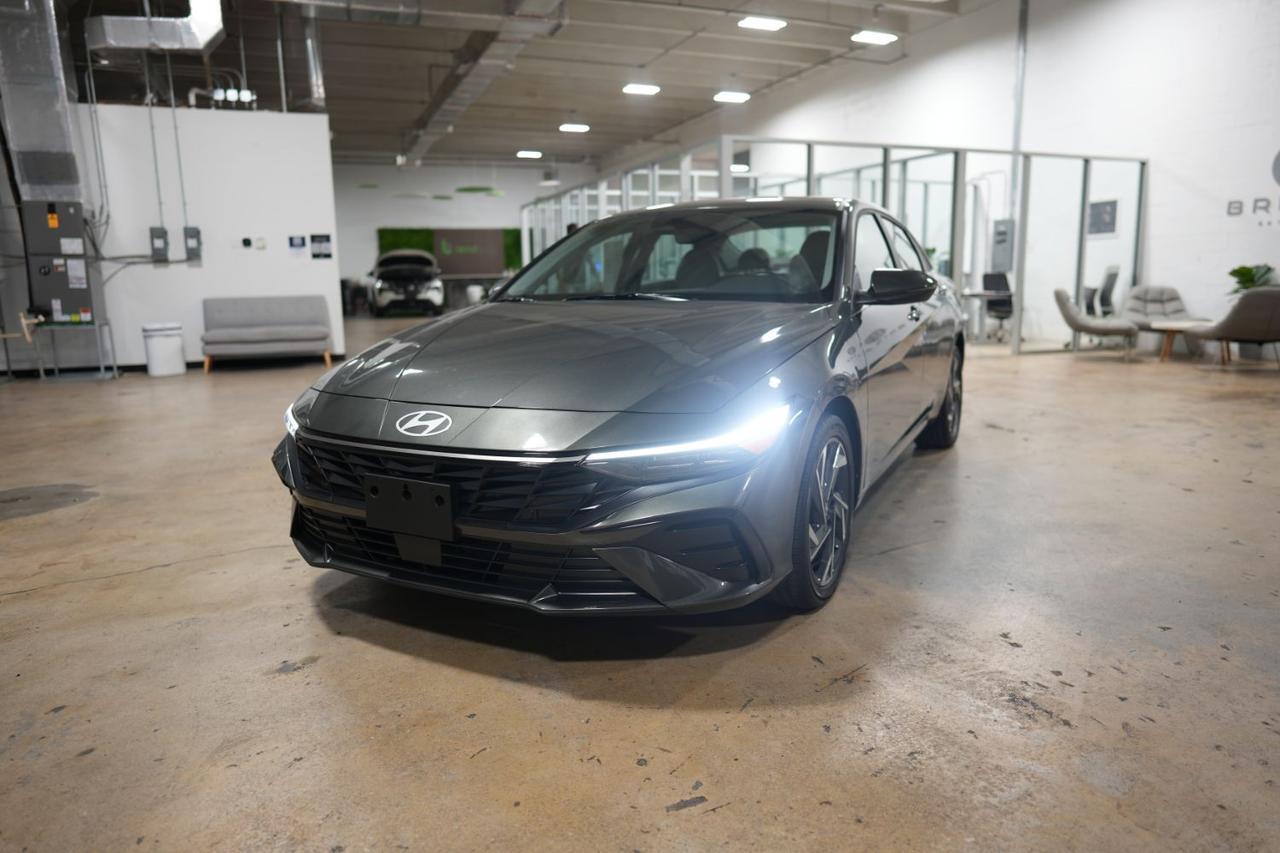 2025 Hyundai Elantra Hybrid Limited