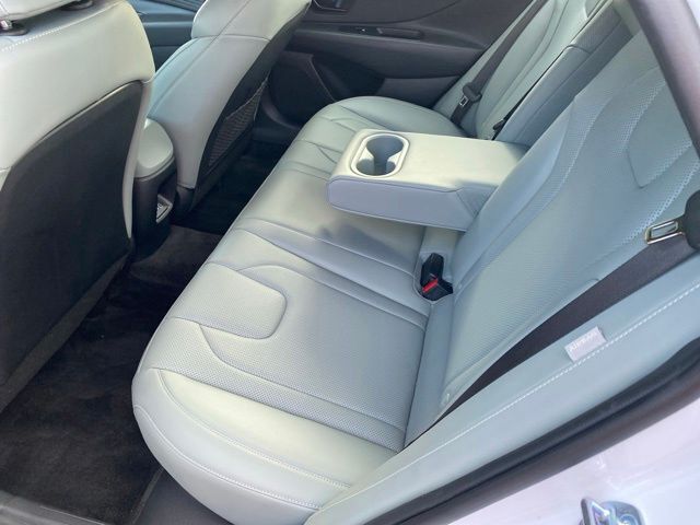2025 Hyundai Elantra Hybrid Limited Raleigh NC
