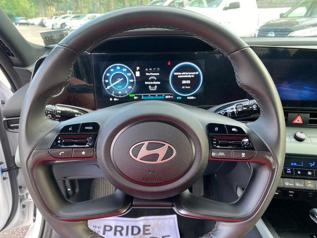 2025 Hyundai Elantra Hybrid Limited Raleigh NC