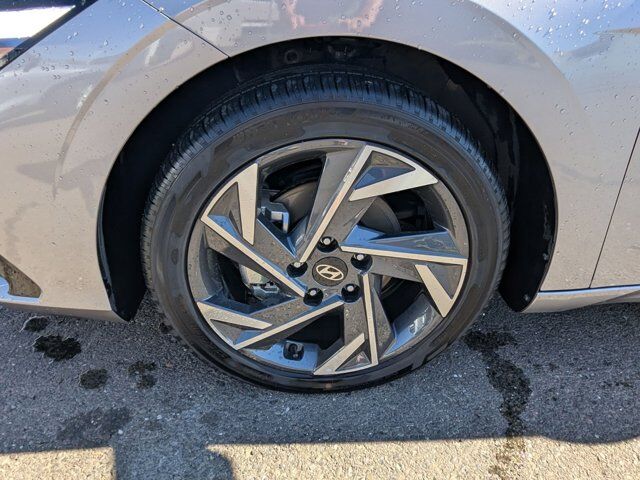 2025 Hyundai Elantra Hybrid Limited Roseville CA