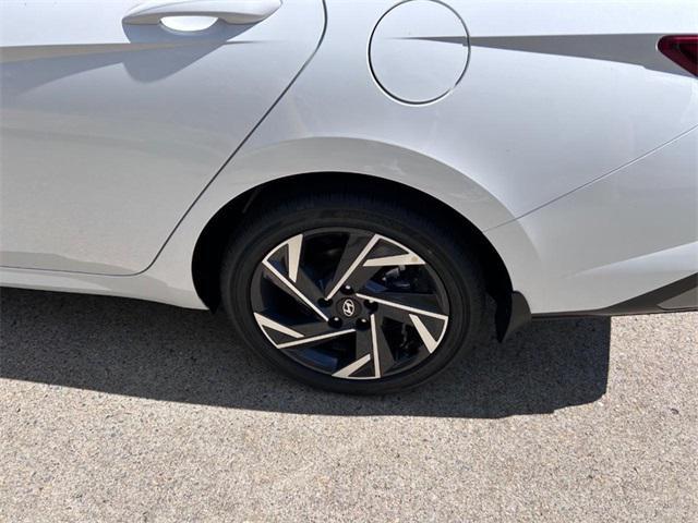 2025 Hyundai Elantra Hybrid Limited Cape Girardeau MO