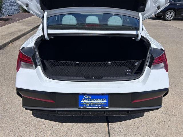 2025 Hyundai Elantra Hybrid Limited Cape Girardeau MO