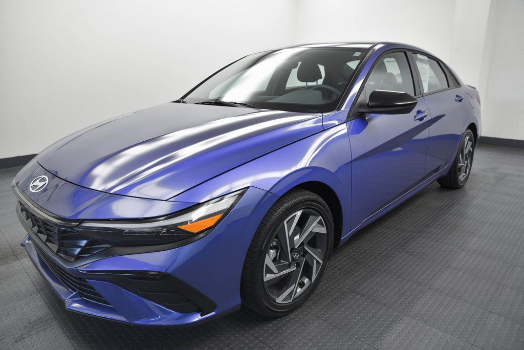 2025 Hyundai Elantra Hybrid SEL Sport Akron OH