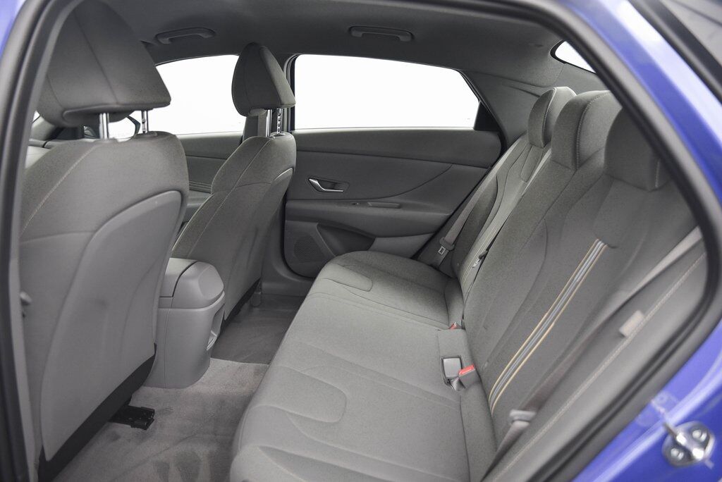 2025 Hyundai Elantra Hybrid SEL Sport Akron OH