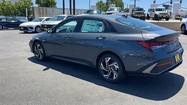 2025 Hyundai Elantra Hybrid SEL Sport Corona CA
