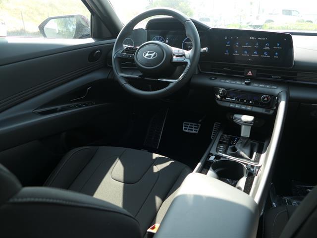 2025 Hyundai Elantra Hybrid SEL Sport