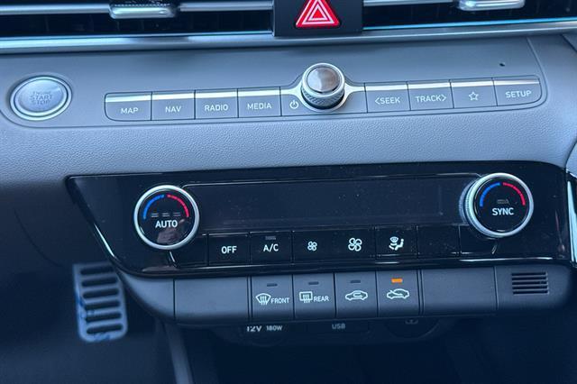 2025 Hyundai Elantra Hybrid SEL Sport