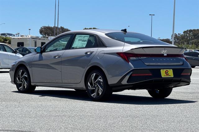 2025 Hyundai Elantra Hybrid SEL Sport