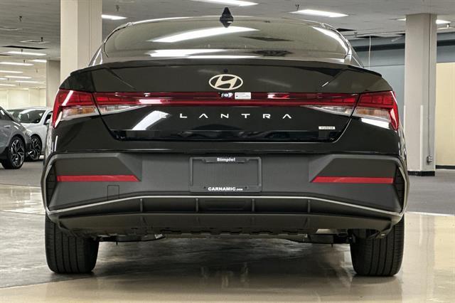 2025 Hyundai Elantra Hybrid SEL Sport