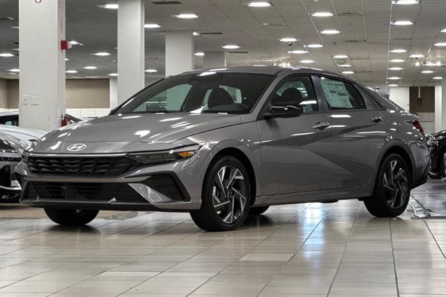 2025 Hyundai Elantra Hybrid SEL Sport