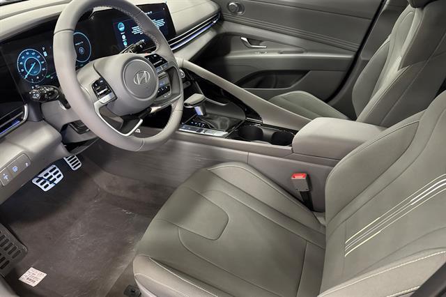 2025 Hyundai Elantra Hybrid SEL Sport