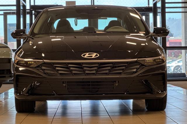 2025 Hyundai Elantra Hybrid SEL Sport