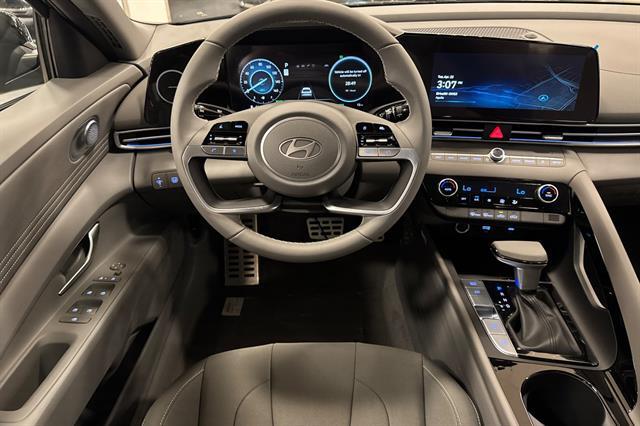 2025 Hyundai Elantra Hybrid SEL Sport