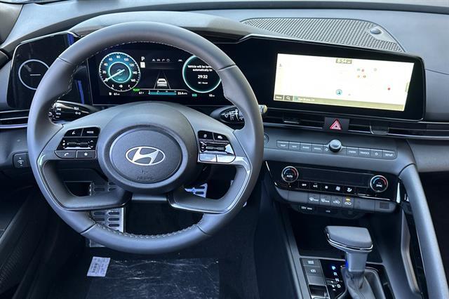 2025 Hyundai Elantra Hybrid SEL Sport