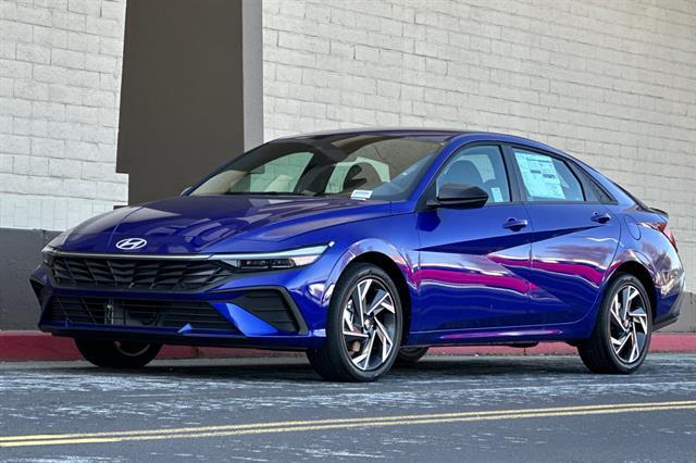 2025 Hyundai Elantra Hybrid SEL Sport