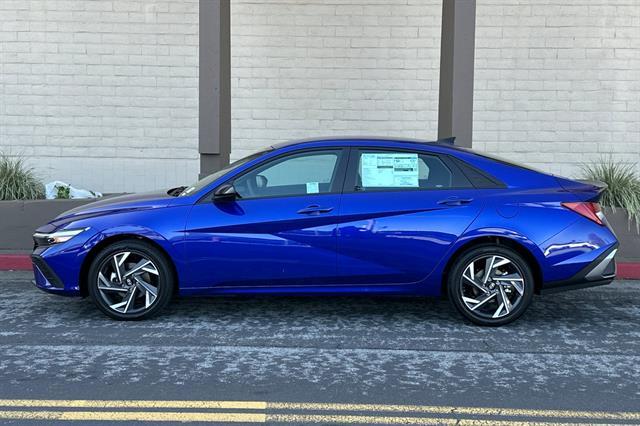 2025 Hyundai Elantra Hybrid SEL Sport
