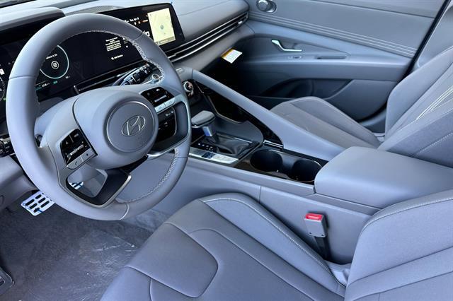 2025 Hyundai Elantra Hybrid SEL Sport
