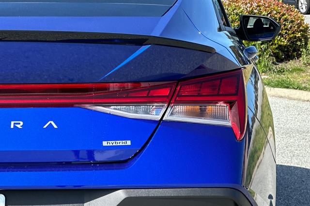 2025 Hyundai Elantra Hybrid SEL Sport