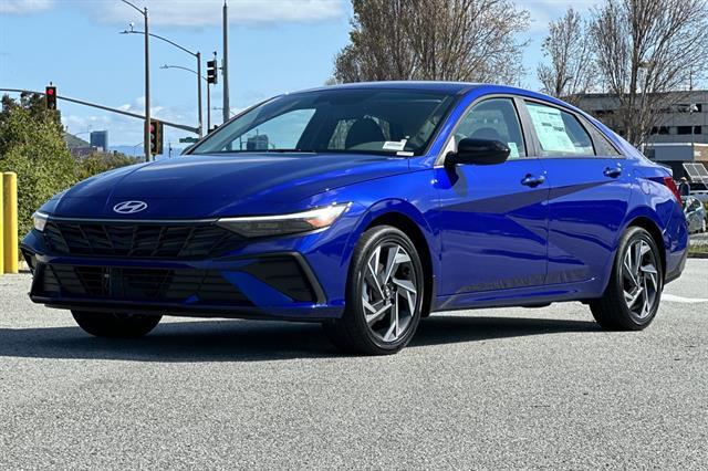 2025 Hyundai Elantra Hybrid SEL Sport