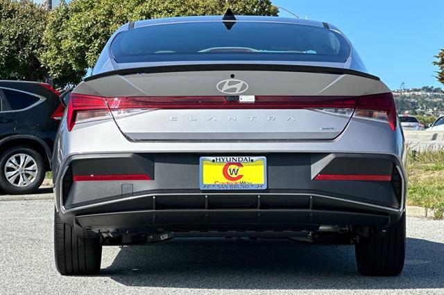2025 Hyundai Elantra Hybrid SEL Sport