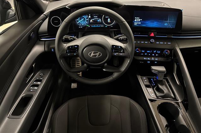 2025 Hyundai Elantra Hybrid SEL Sport