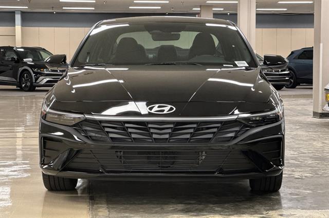2025 Hyundai Elantra Hybrid SEL Sport