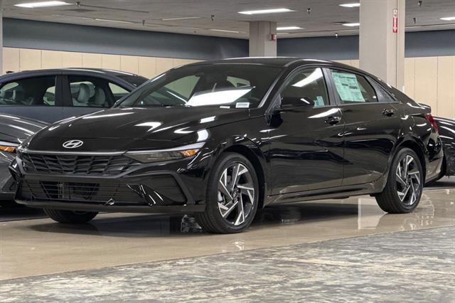 2025 Hyundai Elantra Hybrid SEL Sport