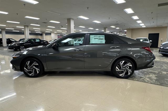 2025 Hyundai Elantra Hybrid SEL Sport