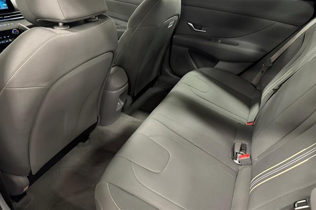 2025 Hyundai Elantra Hybrid SEL Sport