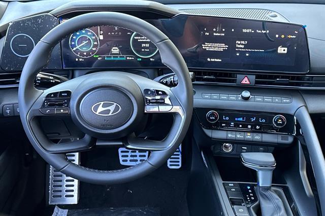 2025 Hyundai Elantra Hybrid SEL Sport