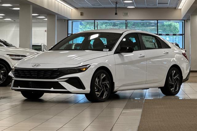 2025 Hyundai Elantra Hybrid SEL Sport