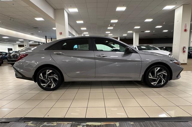 2025 Hyundai Elantra Hybrid SEL Sport