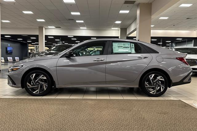 2025 Hyundai Elantra Hybrid SEL Sport