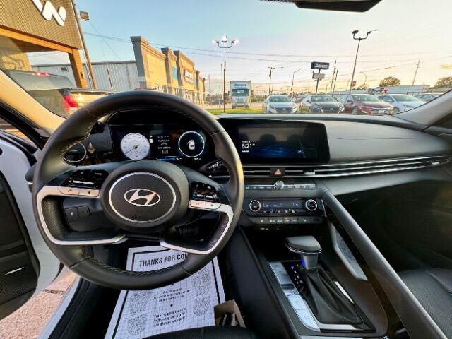 2025 Hyundai Elantra Limited Baton Rouge LA