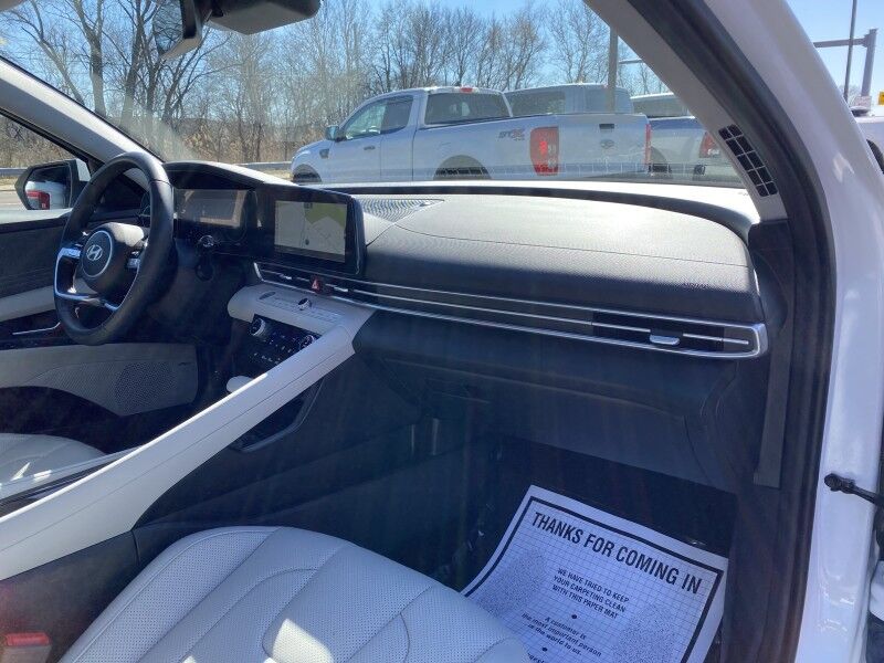 2025 Hyundai Elantra Limited Springfield PA