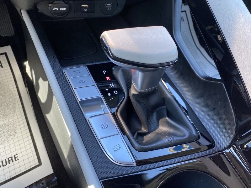 2025 Hyundai Elantra Limited Springfield PA