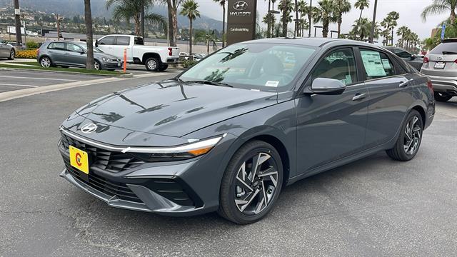 2025 Hyundai Elantra Limited Corona CA