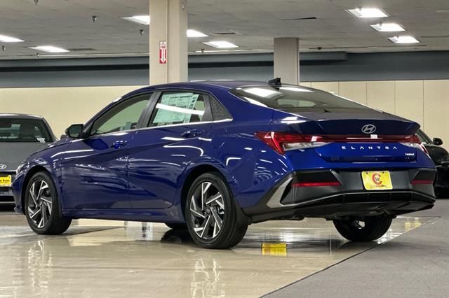 2025 Hyundai Elantra Limited