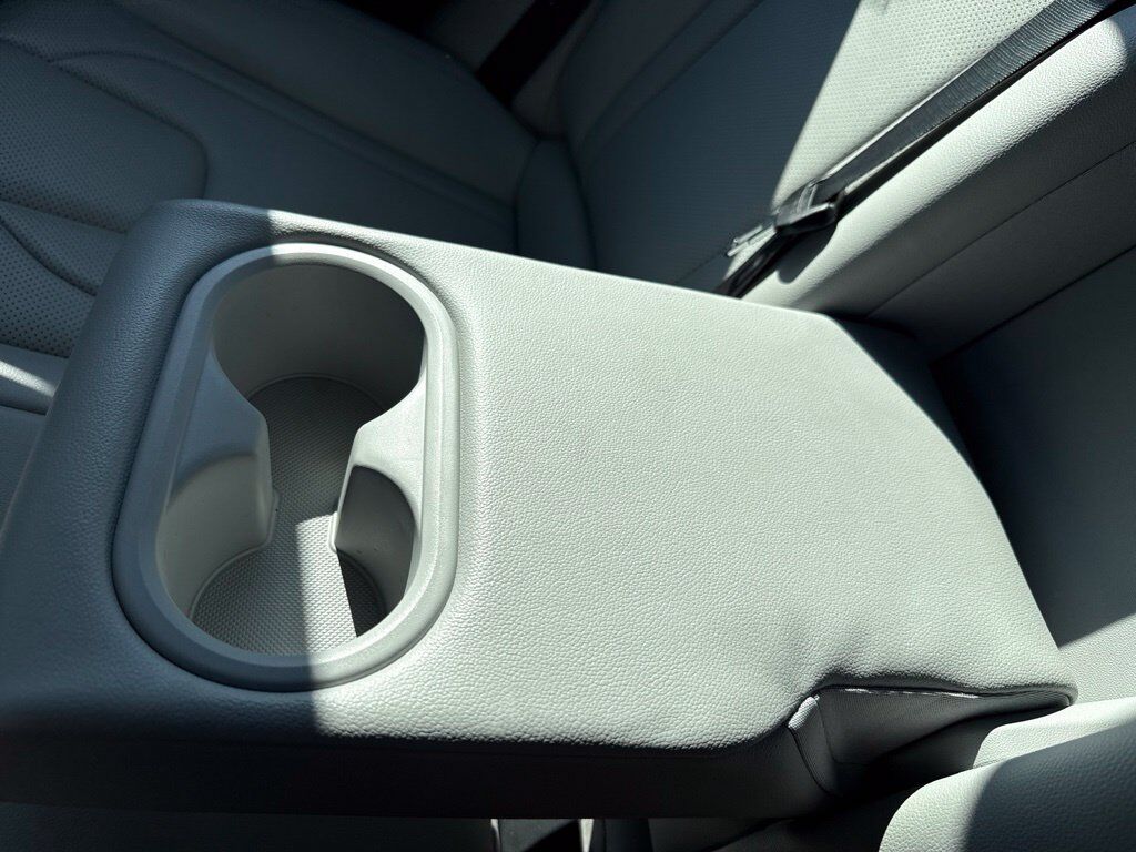 2025 Hyundai Elantra Limited Mount Joy PA