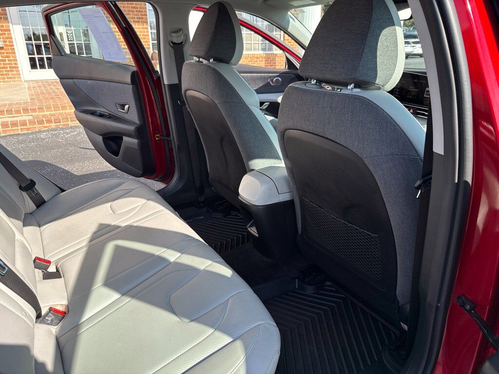 2025 Hyundai Elantra Limited Mount Joy PA