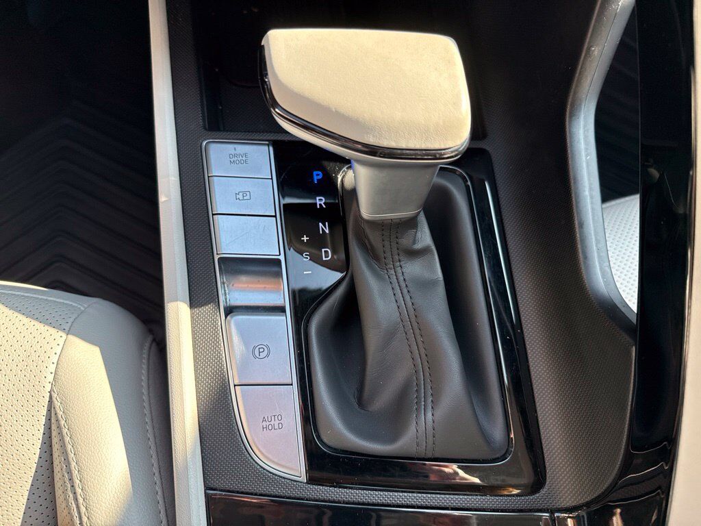 2025 Hyundai Elantra Limited Mount Joy PA