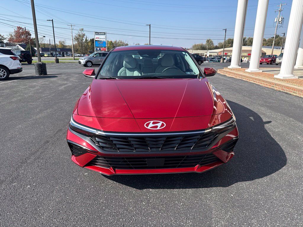 2025 Hyundai Elantra Limited Mount Joy PA
