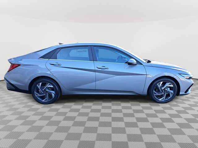 2025 Hyundai Elantra Limited San Clemente CA