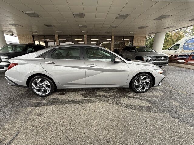 2025 Hyundai Elantra Limited San Clemente CA