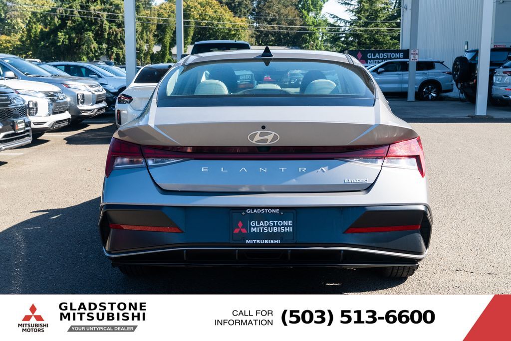 2025 Hyundai Elantra Limited Milwaukie OR