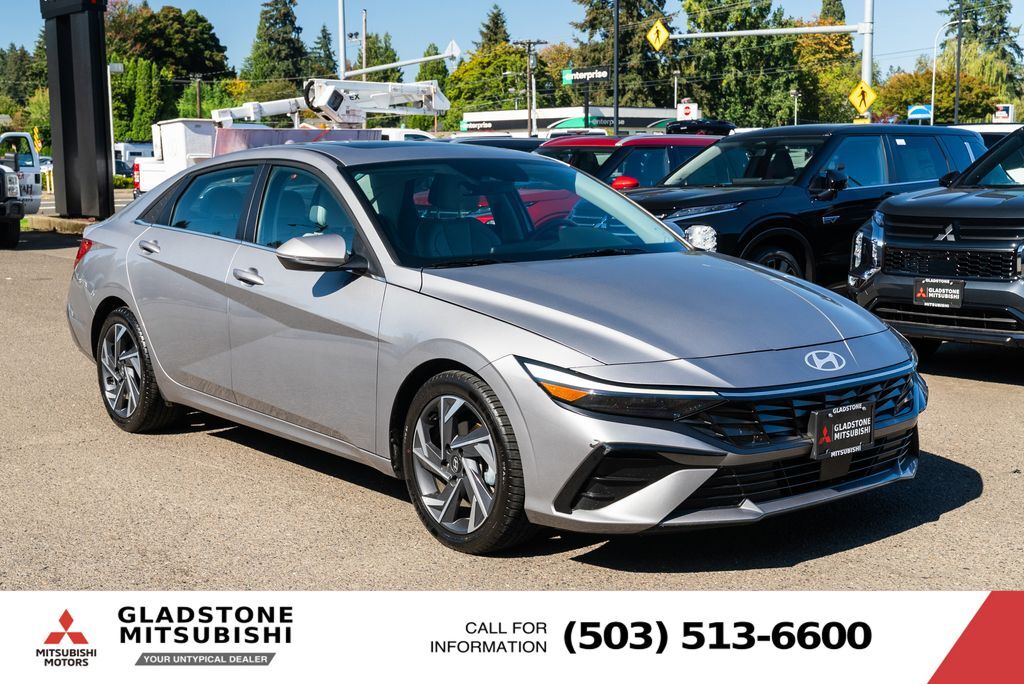 2025 Hyundai Elantra Limited